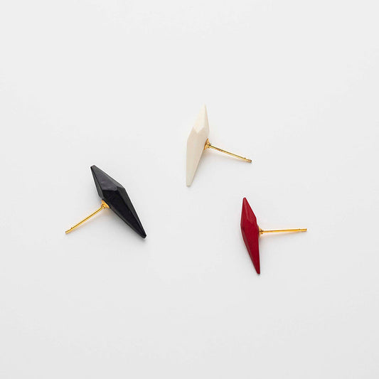 DEER HORN JEWELRY earring(an earring)