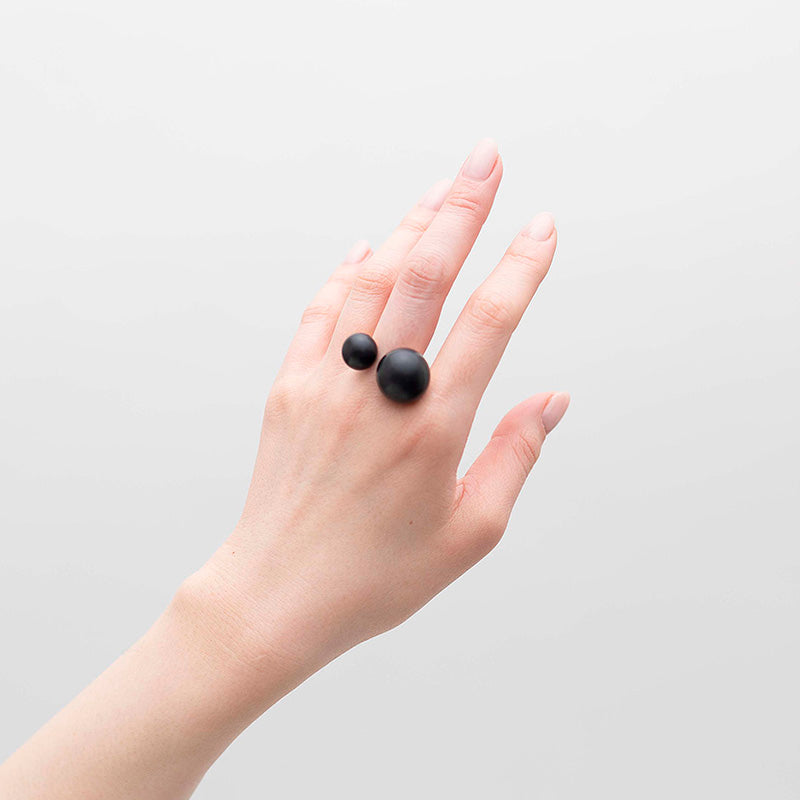 NACHT ring