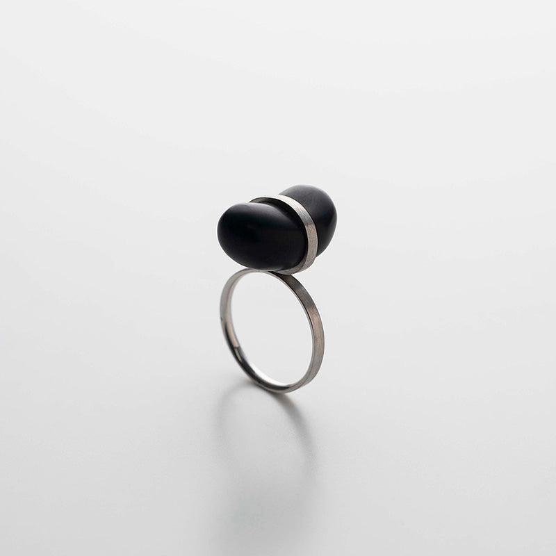 NACHT ring